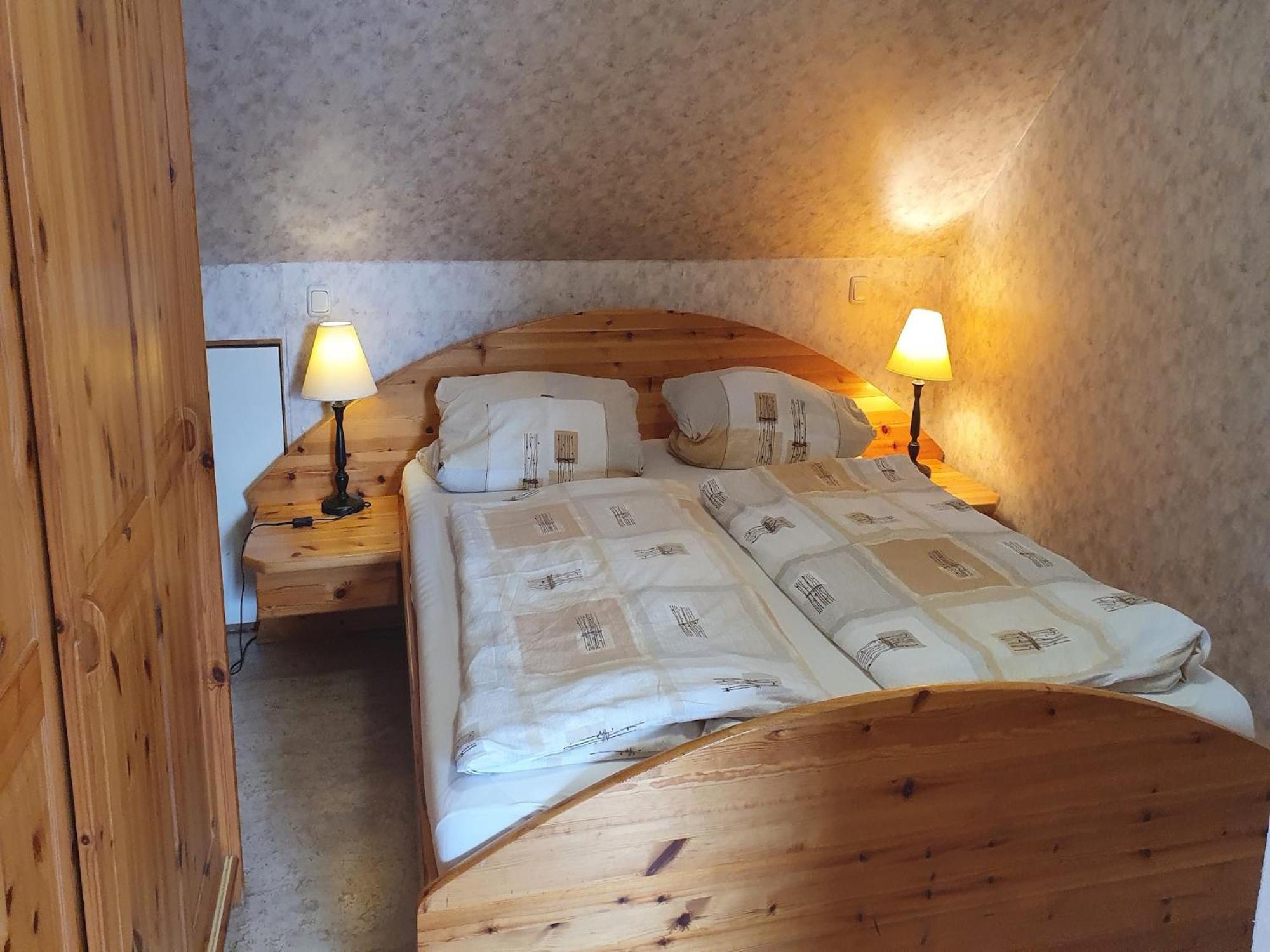 Large Detached Holiday Home In Hesse With Private Garden And Terrace Homberg  Esterno foto